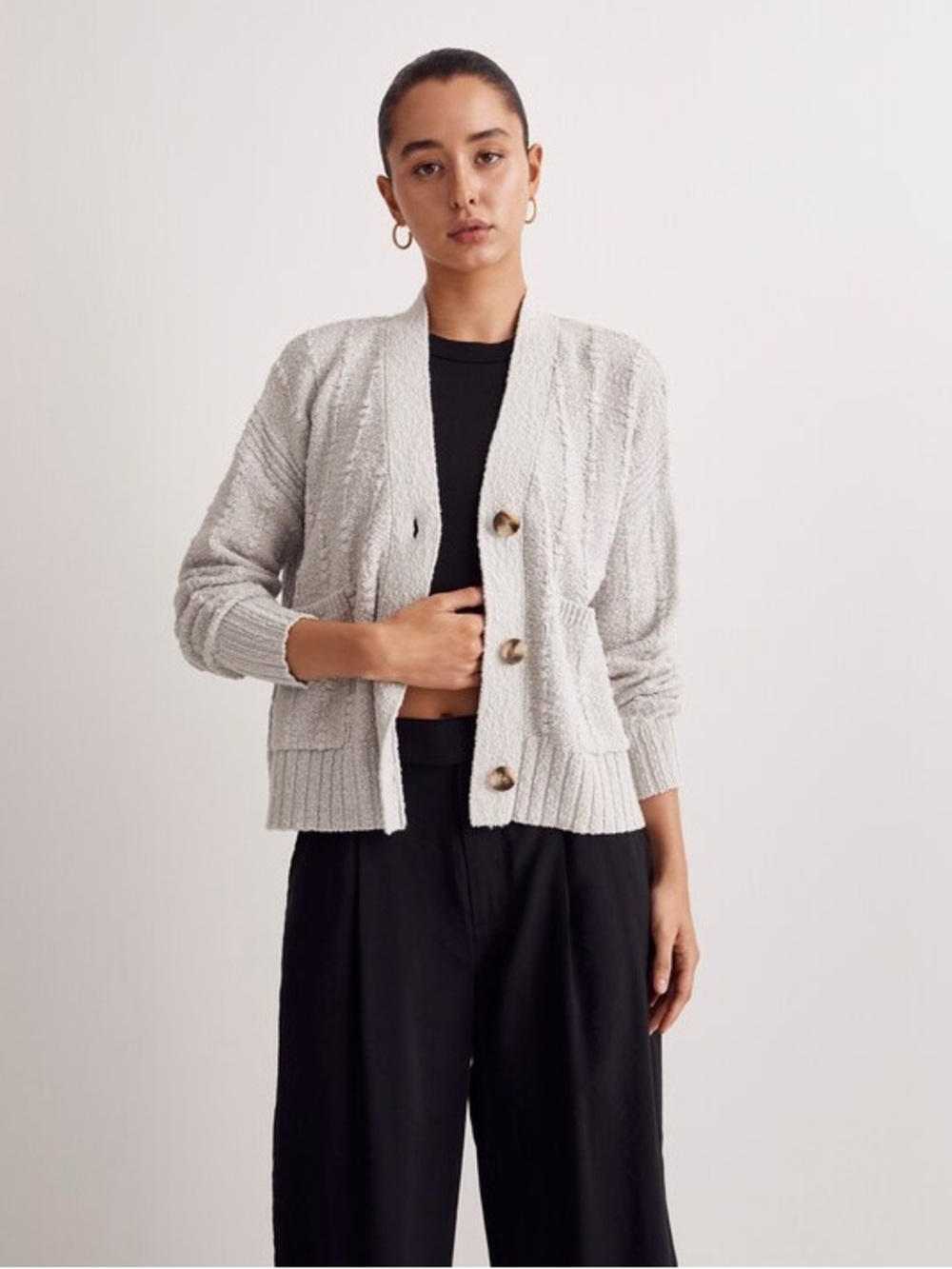Madewell Denisa Bobble-Knit Cardigan
Sweater Grey Dove size Medium